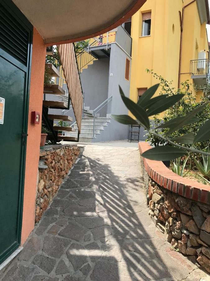 Appartamento Marina Finale Ligure Esterno foto
